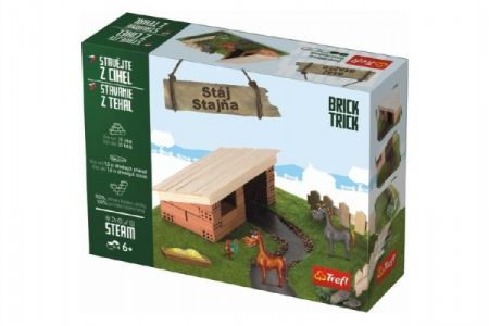 Trefl Stavějte z cihel Stáj stavebnice Brick Trick v krabici 28x21x7cm