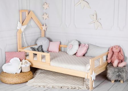 Dětská domečková postel - masiv, 90 x 200 cm