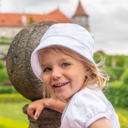 ESITO Dětský klobouk Bělinka - bílá / XL